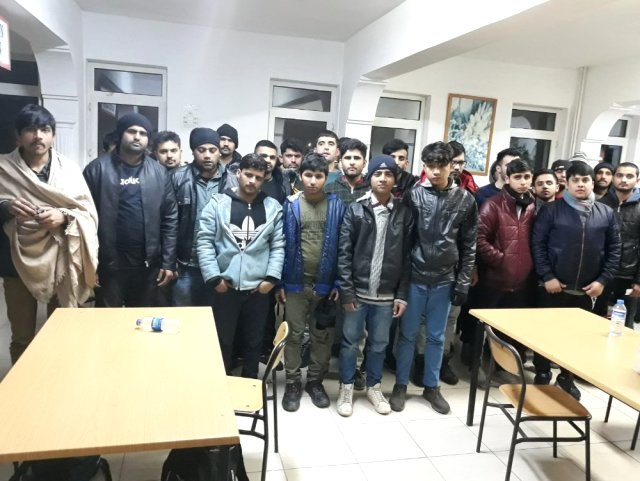 TEKİRDAĞ'DA 15 KAÇAK GÖÇMEN YAKALANDI