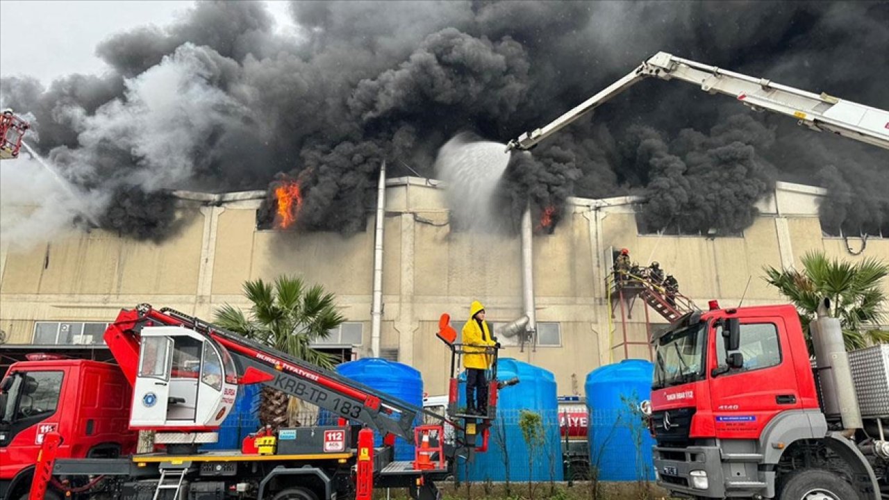 Tekstil Fabrikasında Çıkan Yangında Flaş Gelişme