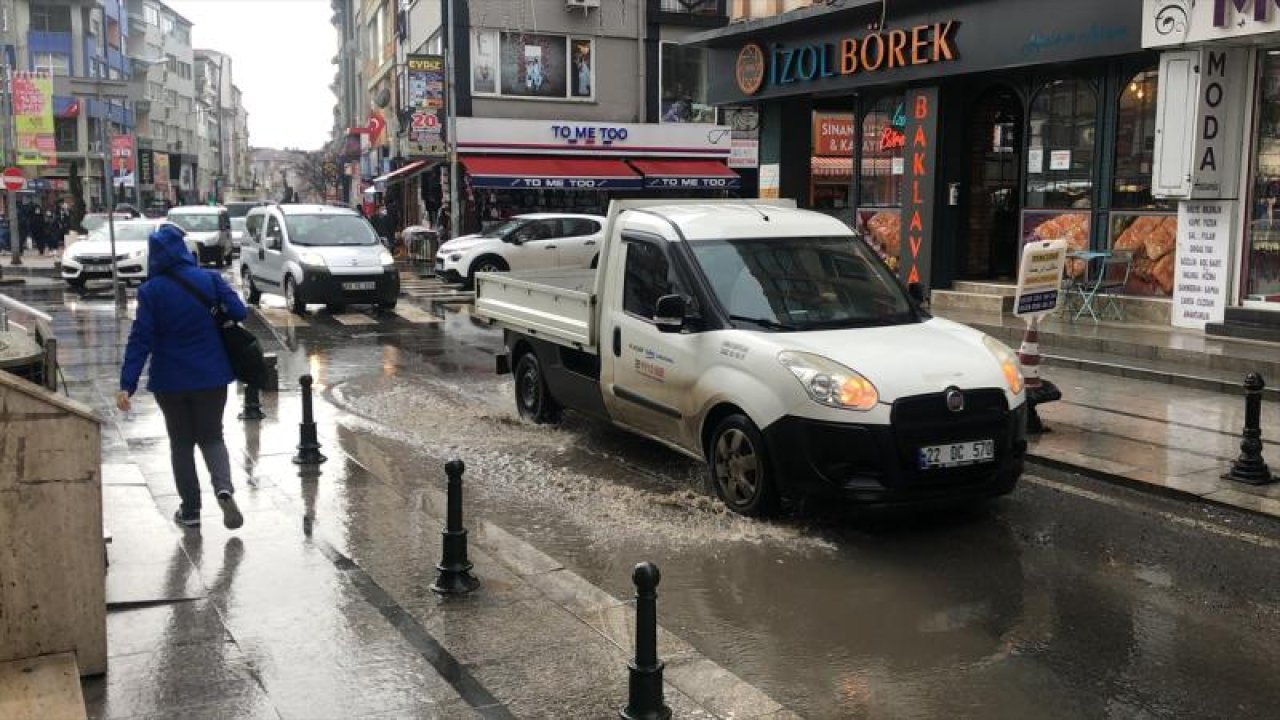 Çorlu'da Sağanak Yağış Zor Anlar Yaşattı