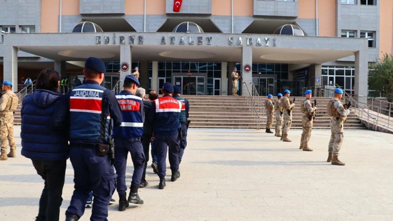 Edirne'deki Jandarma 2 Bin 785 Kişiyi Yakaladı