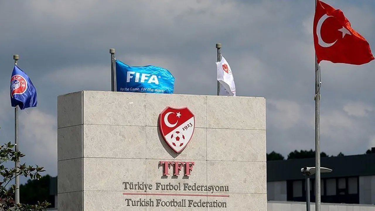 TFF Fenerbahçe'yi Tebrik Etti