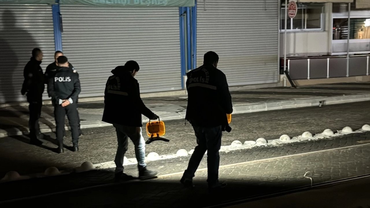 Bir Kişiyi Silahla Yaralayan Şahıs Tutuklandı