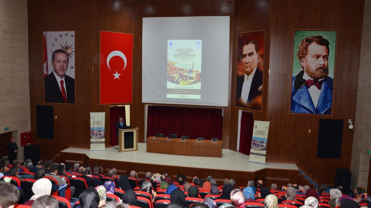 Tekirdağ'da Mekke’den Kudüs'e Fetih Yolculuğu Konferansı Düzenlendi