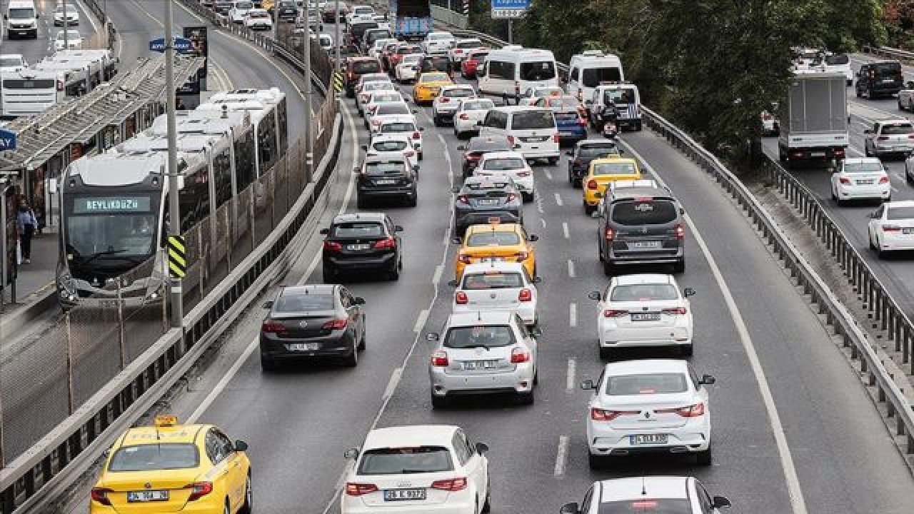 İstanbul'da Ulaşıma Büyük Zam Geldi